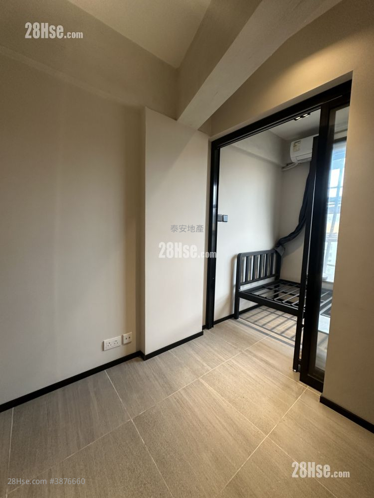 Apartment Rental 1 Bedroom , 1 Bathroom 180 ft² ( 16.7 m² )