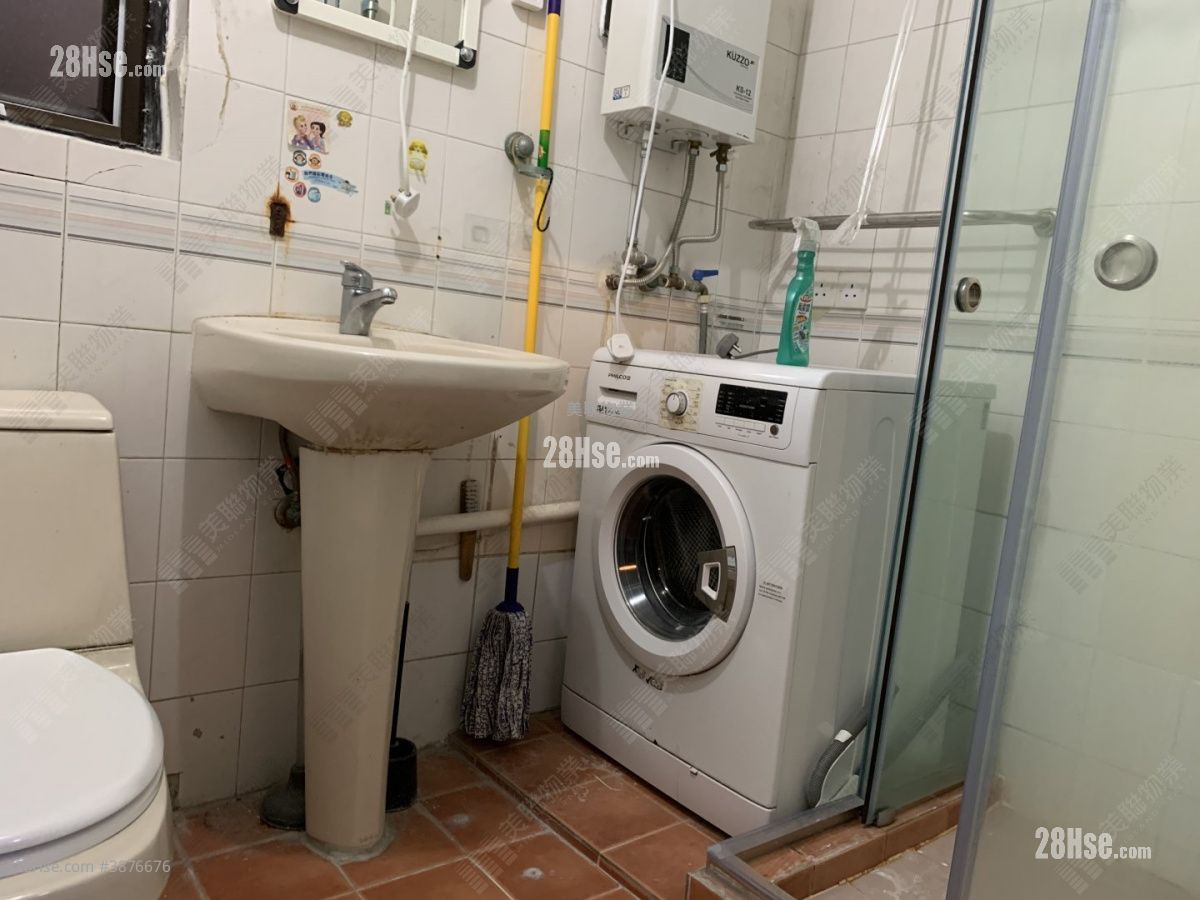Tai Hing Gardens Sell 3 Bedrooms , 1 Bathroom 544 ft² ( 50.5 m² )