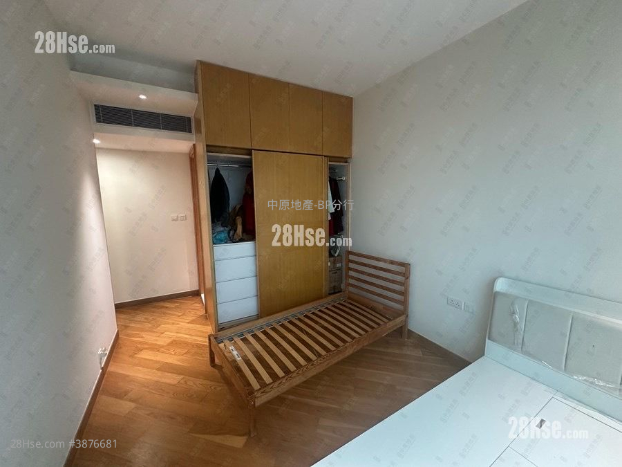 Manhattan Hill Sell 4 Bedrooms 1,351 ft² ( 125.5 m² )