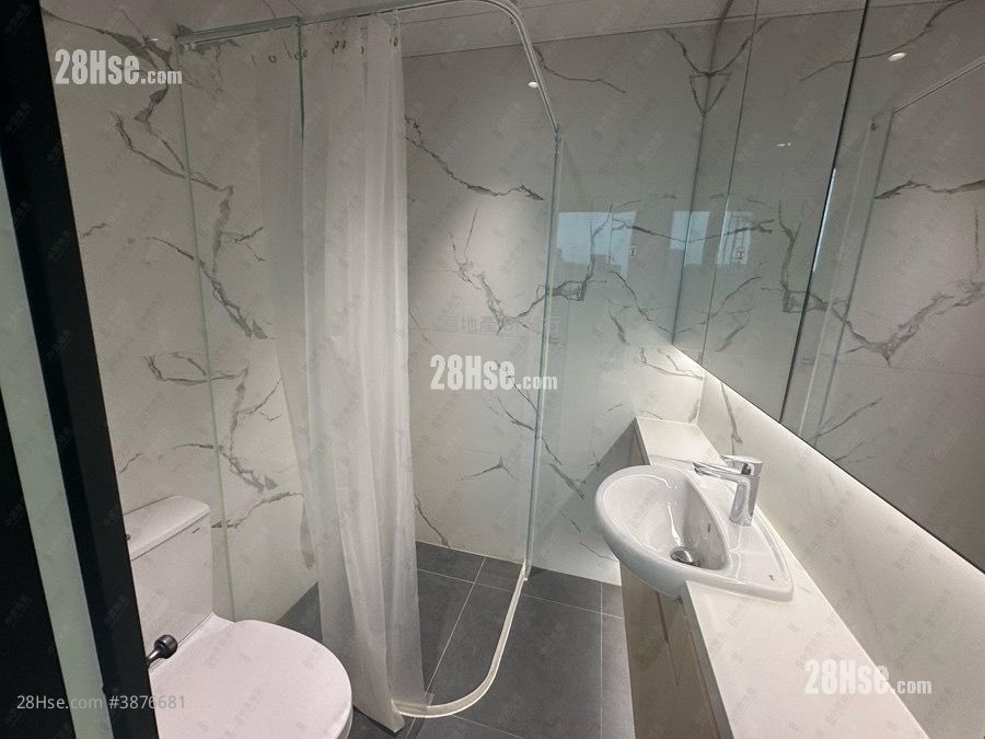 Manhattan Hill Sell 4 Bedrooms 1,351 ft² ( 125.5 m² )