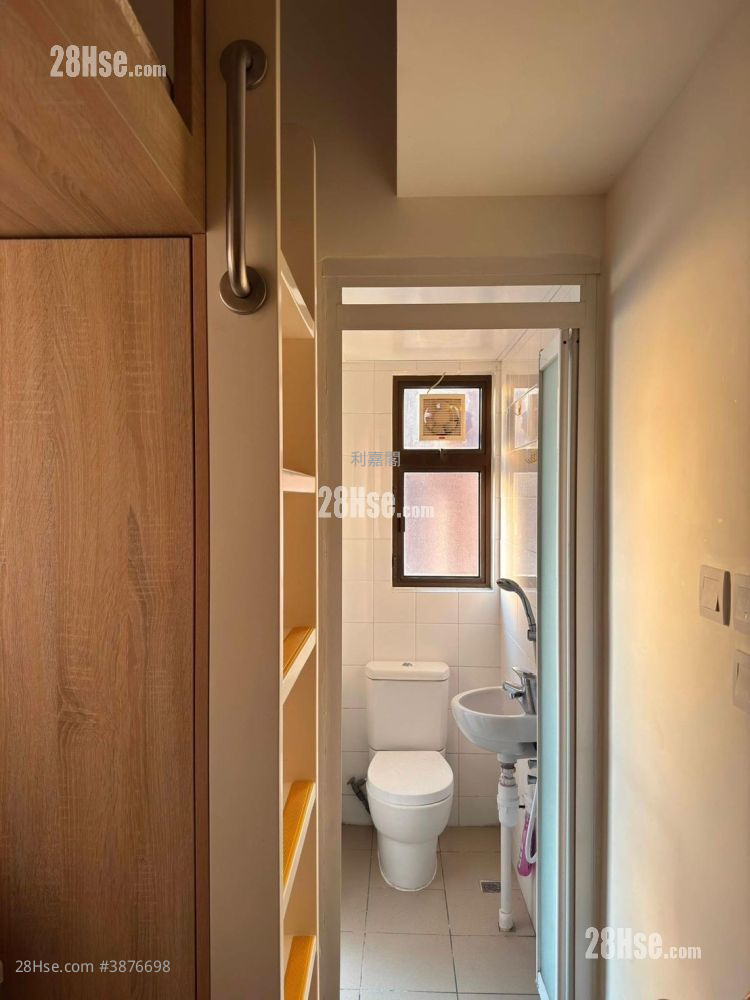 One Regent Place Sell 4 Bedrooms , 3 Bathrooms 853 ft² ( 79.2 m² )