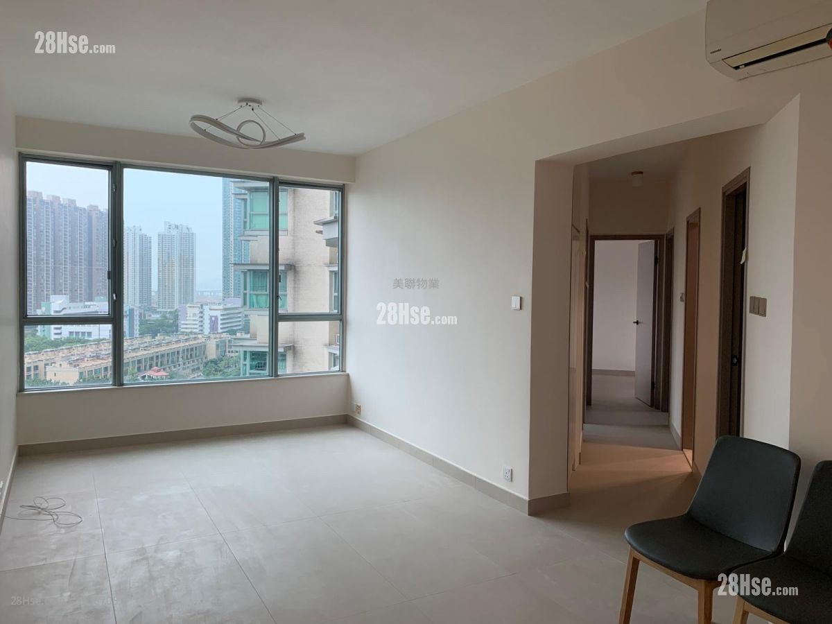 Coastal Skyline Rental 3 Bedrooms , 2 Bathrooms 771 ft² ( 71.6 m² )