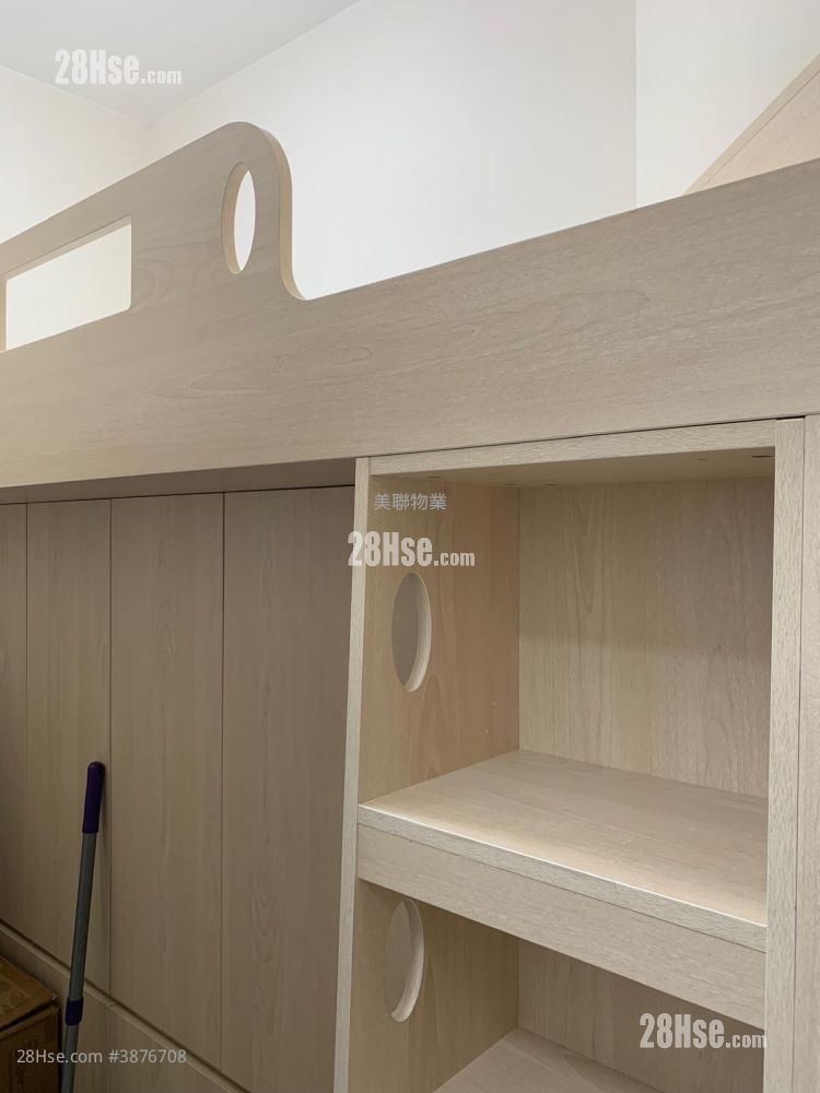 Coastal Skyline Rental 3 Bedrooms , 2 Bathrooms 771 ft² ( 71.6 m² )