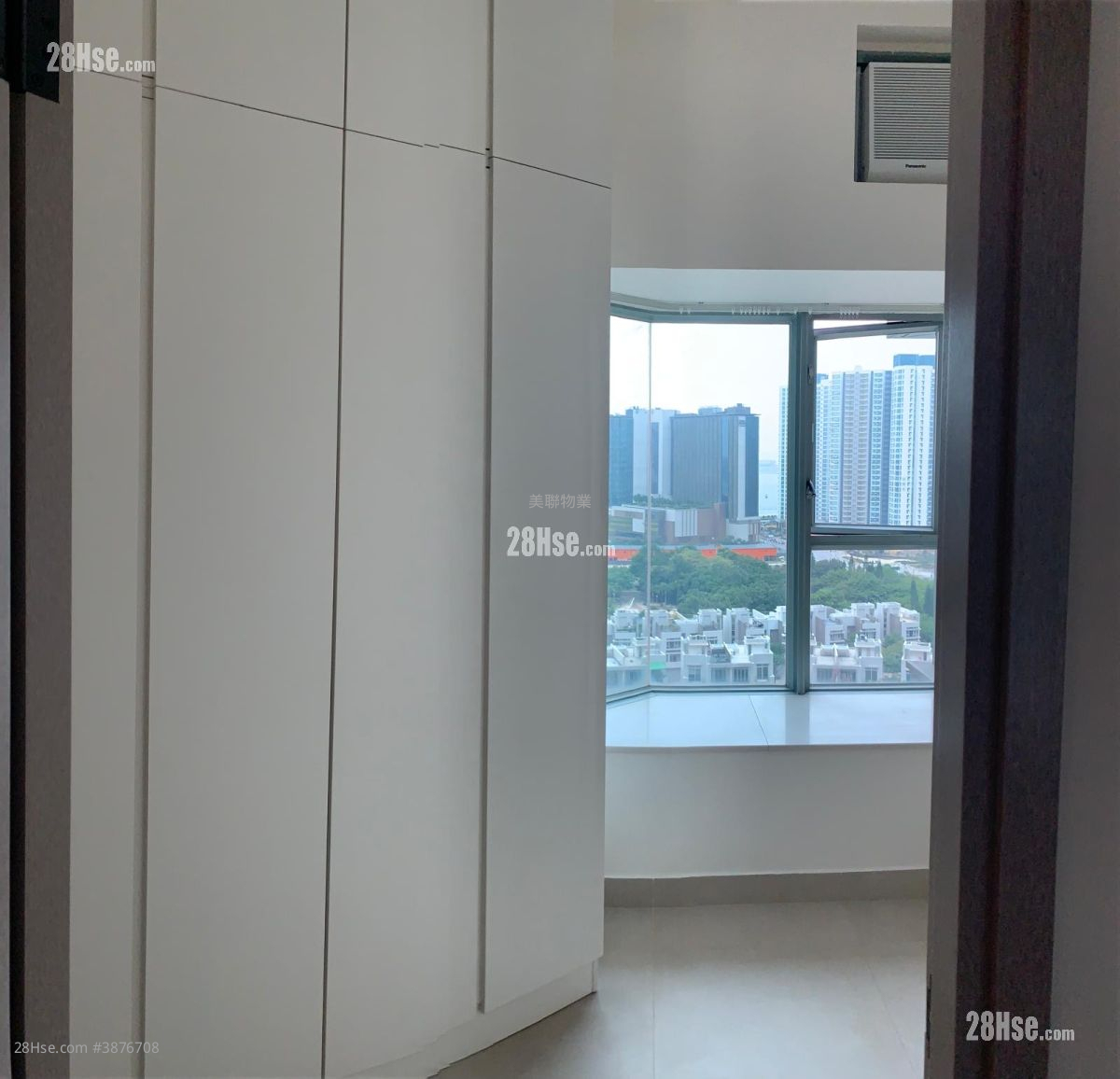 Coastal Skyline Rental 3 Bedrooms , 2 Bathrooms 771 ft² ( 71.6 m² )