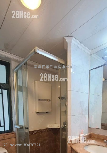 Metro City Rental 3 Bedrooms , 2 Bathrooms 545 ft² ( 50.6 m² )