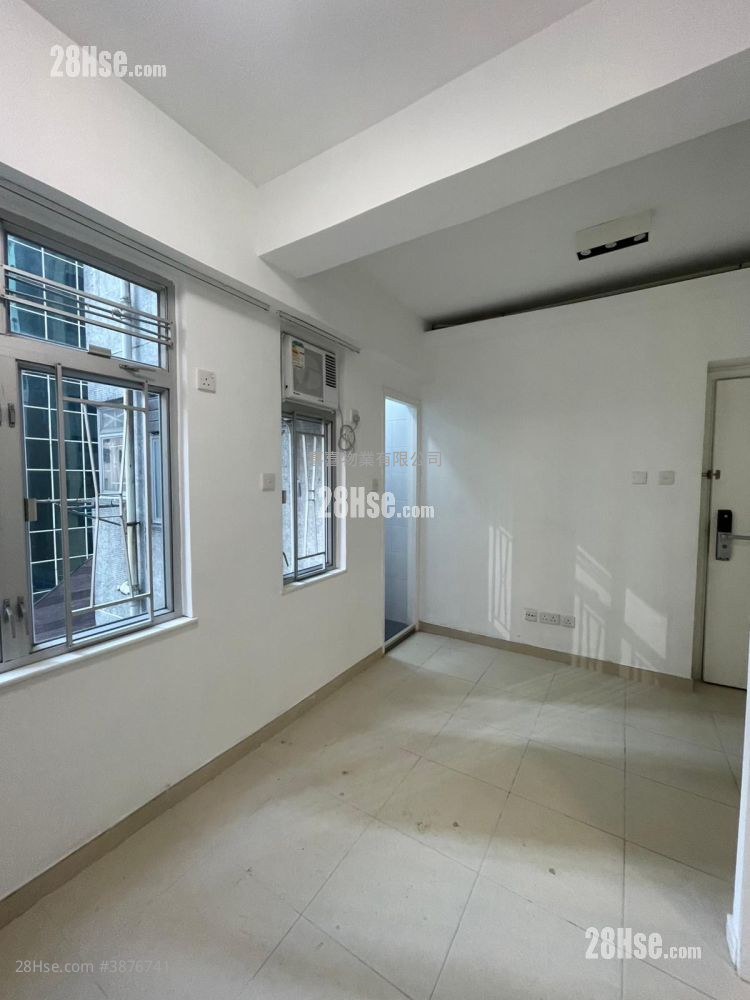 Apartment Rental 1 Bedroom , 1 Bathroom 280 ft² ( 26.0 m² )