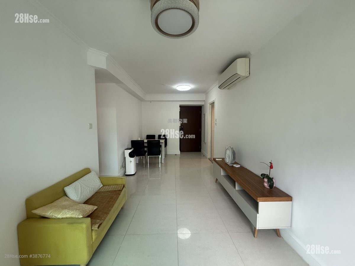Caribbean Coast Sell 2 Bedrooms , 1 Bathroom 565 ft² ( 52.5 m² )