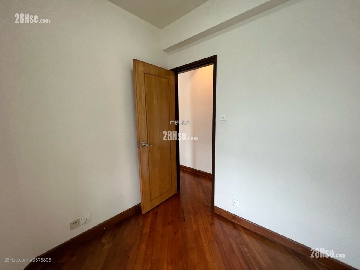 Grand Horizon Sell 2 Bedrooms , 1 Bathroom 463 ft² ( 43.0 m² )