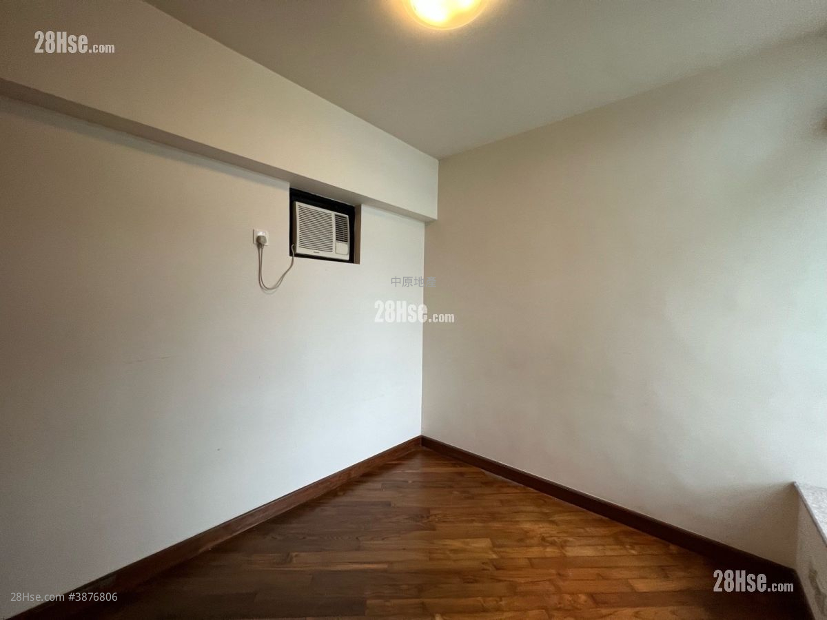 Grand Horizon Sell 2 Bedrooms , 1 Bathroom 463 ft² ( 43.0 m² )