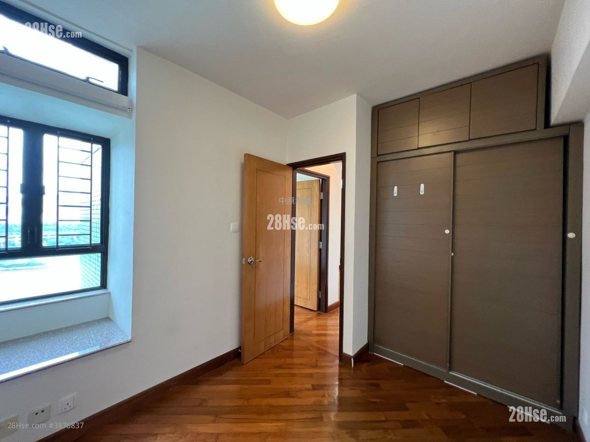 Grand Horizon Sell 2 Bedrooms , 1 Bathroom 463 ft² ( 43.0 m² )