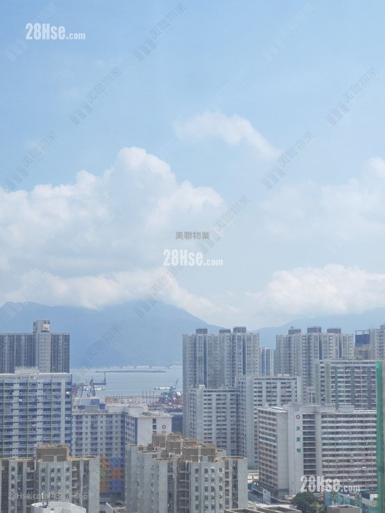 Tuen Mun Town Plaza Rental 2 Bedrooms , 1 Bathroom 392 ft² ( 36.4 m² )