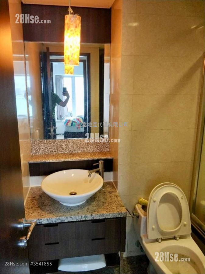 The Metropolis Residence Sell 2 Bedrooms , 1 Bathroom 464 ft² ( 43.1 m² )
