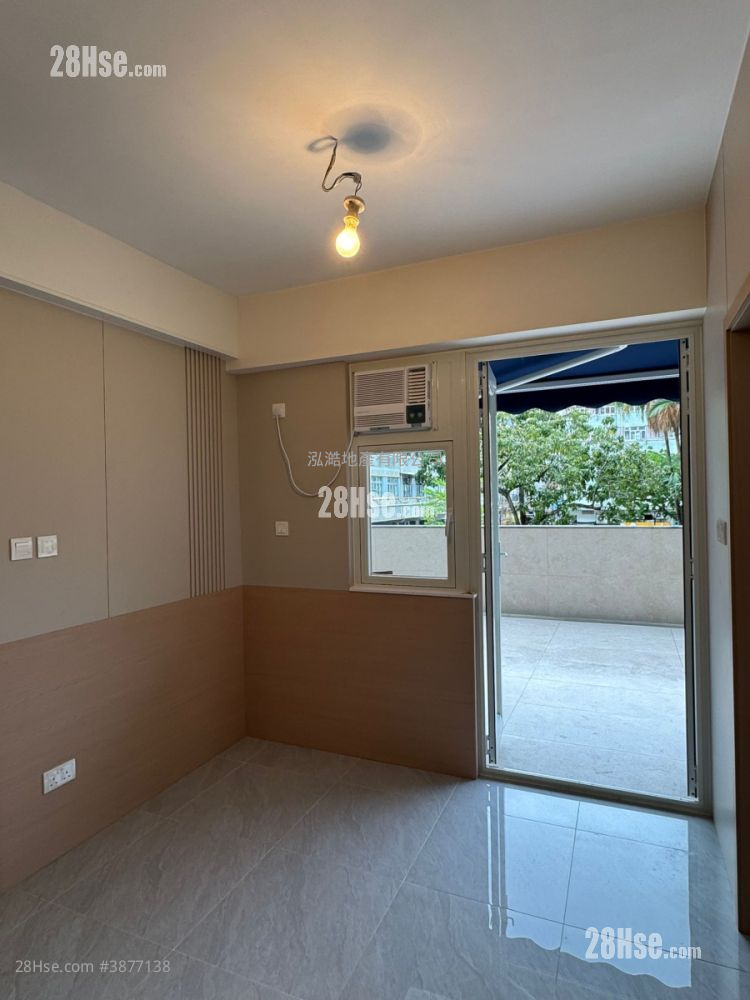 Mee Fat Building Rental 2 Bedrooms , 1 Bathroom 339 ft² ( 31.5 m² )