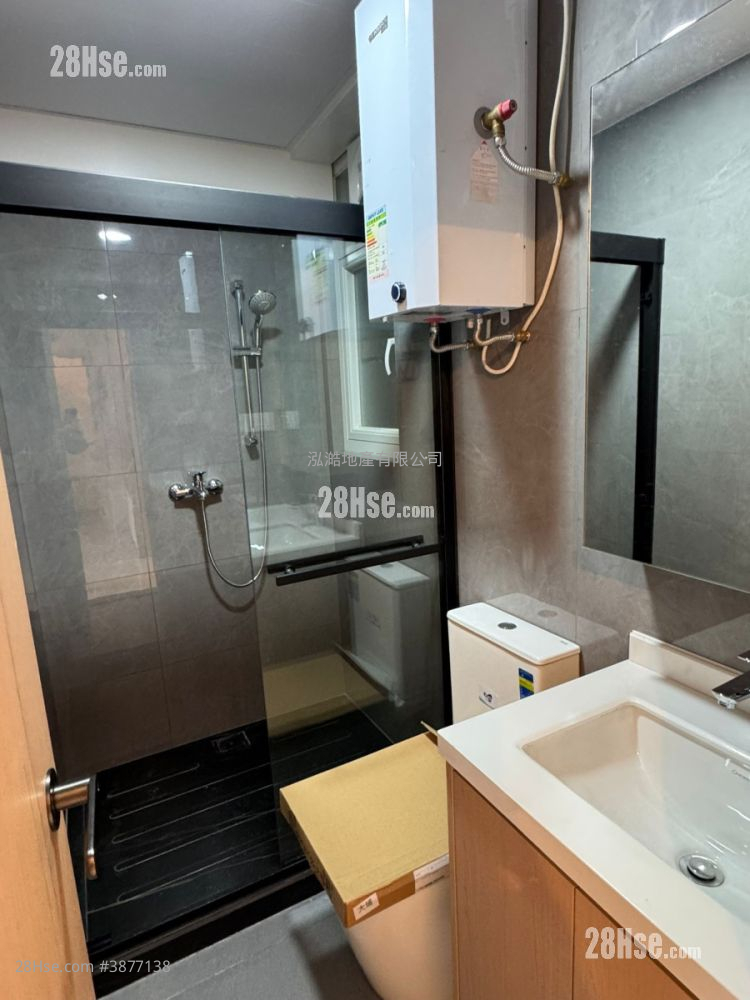 Mee Fat Building Rental 2 Bedrooms , 1 Bathroom 339 ft² ( 31.5 m² )