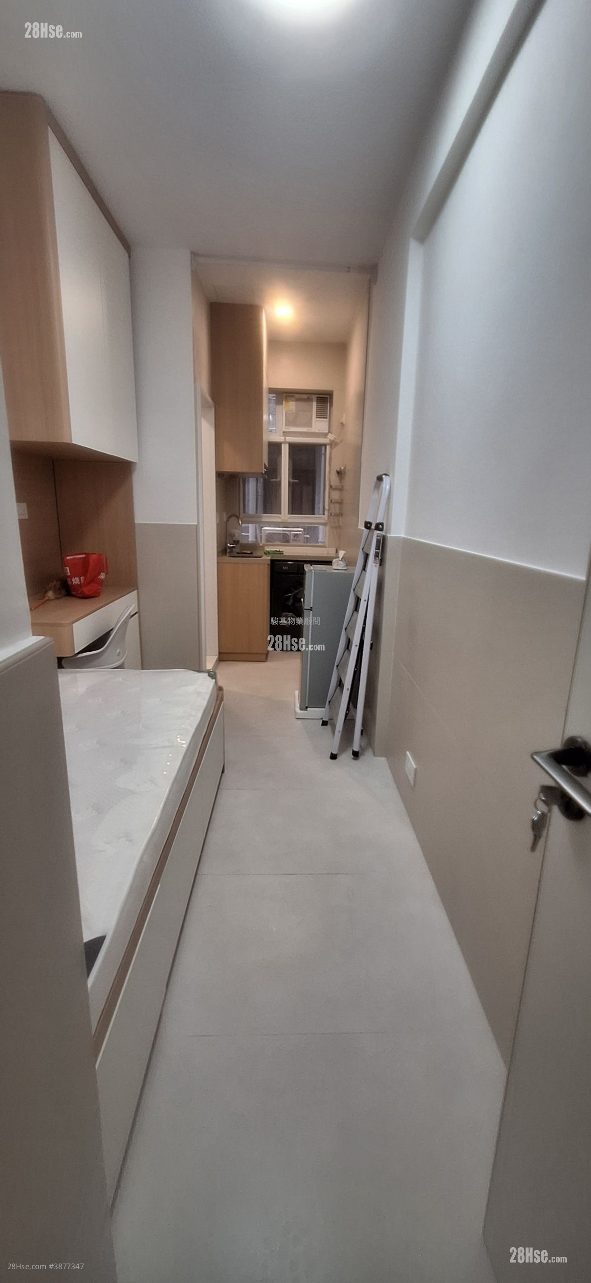 Leigyinn Building Rental 1 Bathroom 100 ft² ( 9.3 m² )