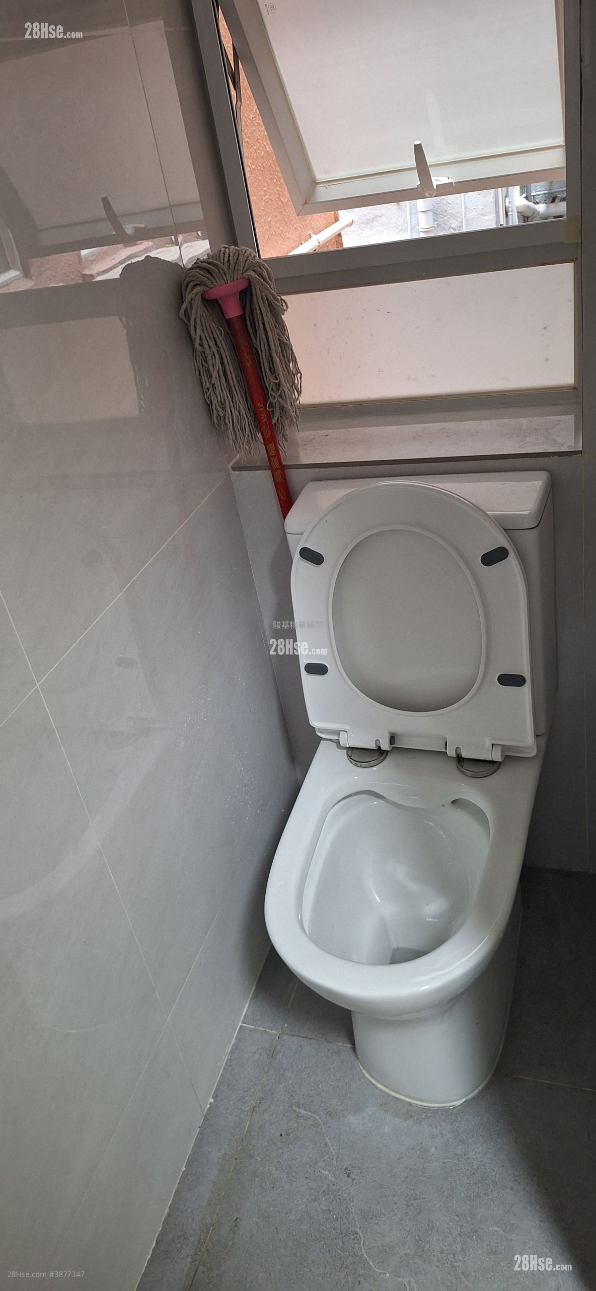 Leigyinn Building Rental 1 Bathroom 100 ft² ( 9.3 m² )