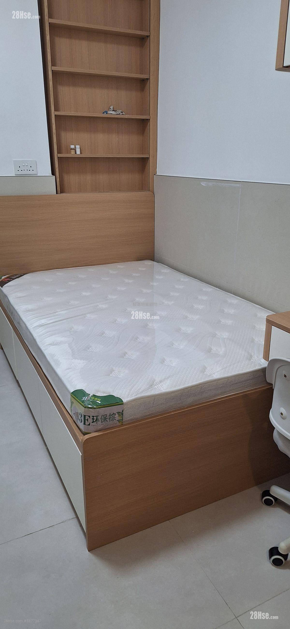 Leigyinn Building Rental 1 Bathroom 100 ft² ( 9.3 m² )
