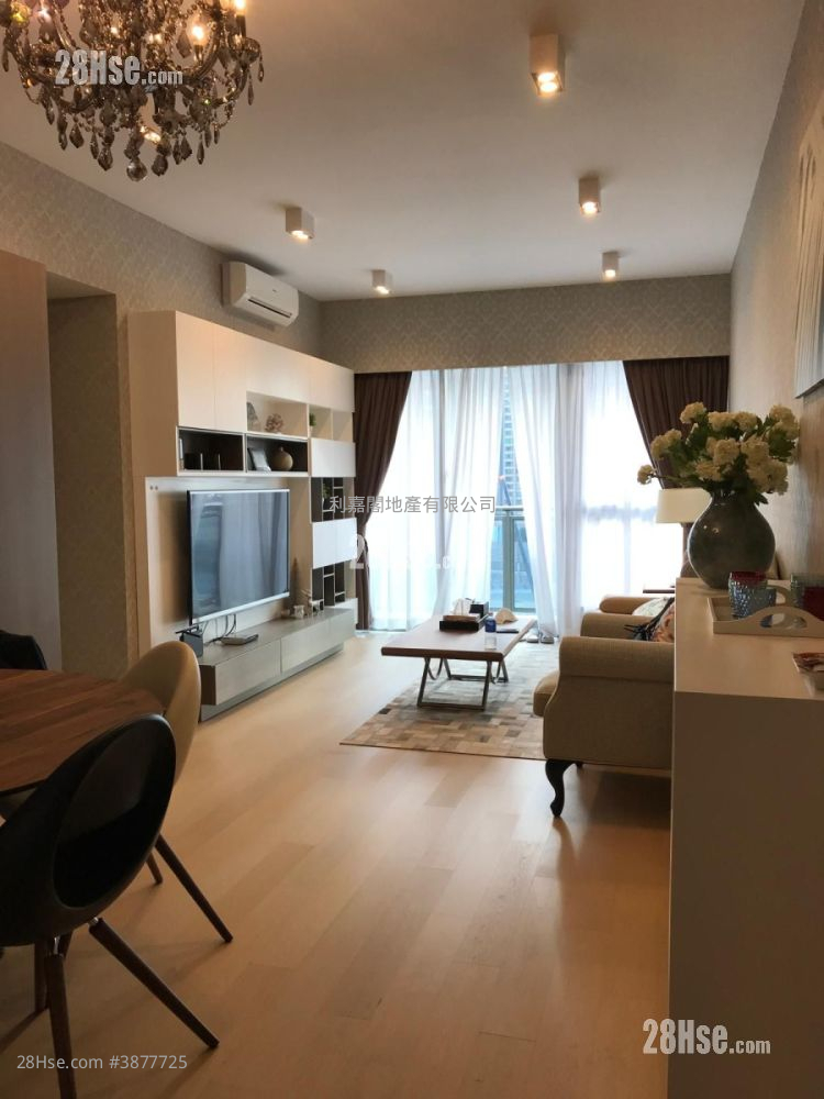 The Austin Sell 3 Bedrooms , 2 Bathrooms 1,002 ft² ( 93.1 m² )