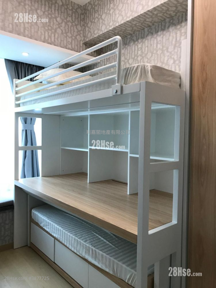 The Austin Sell 3 Bedrooms , 2 Bathrooms 1,002 ft² ( 93.1 m² )