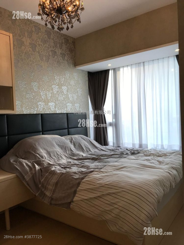 The Austin Sell 3 Bedrooms , 2 Bathrooms 1,002 ft² ( 93.1 m² )