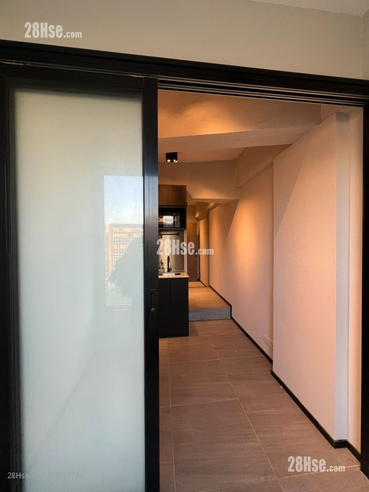 Windsor Mansion Rental 1 Bedroom 200 ft² ( 18.6 m² )