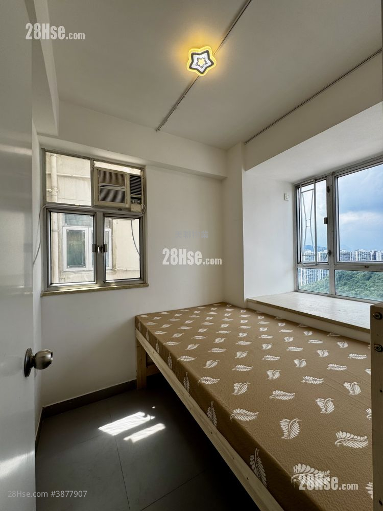 Greenwood Garden Rental 2 Bedrooms , 1 Bathroom 280 ft² ( 26.0 m² )