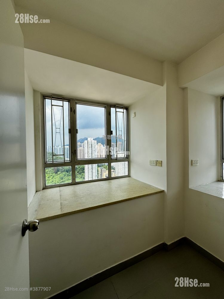 Greenwood Garden Rental 2 Bedrooms , 1 Bathroom 280 ft² ( 26.0 m² )