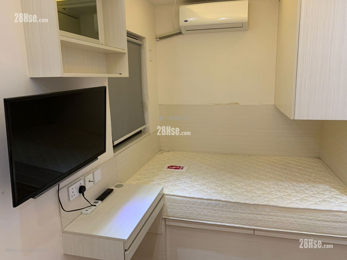 Metropole Building Rental Studio , 1 Bathroom 160 ft² ( 14.9 m² )