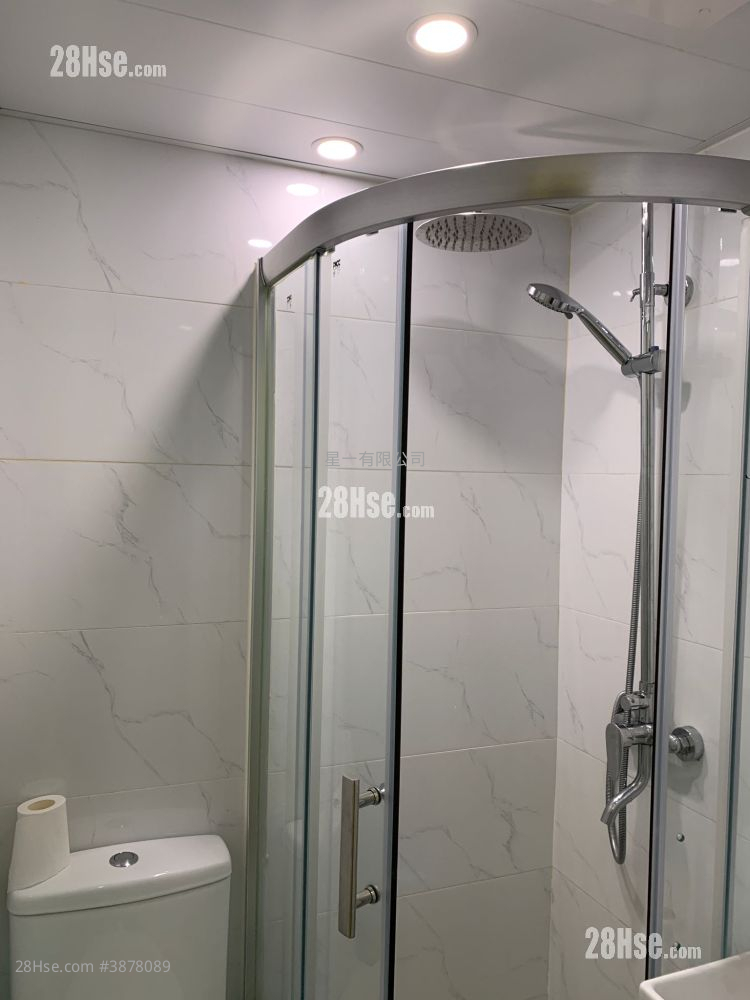 Metropole Building Rental Studio , 1 Bathroom 160 ft² ( 14.9 m² )