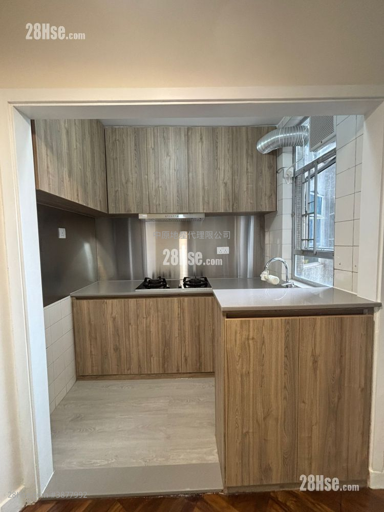 Prime View Garden Sell 2 Bedrooms , 1 Bathroom 405 ft² ( 37.6 m² )