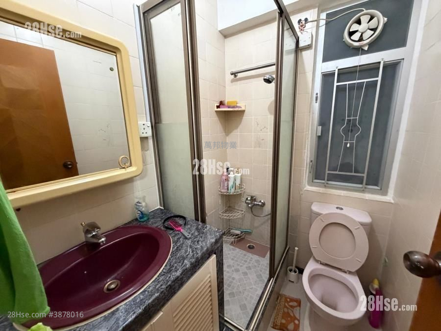 Treasure Garden Sell 2 Bedrooms , 1 Bathroom 398 ft² ( 37.0 m² )
