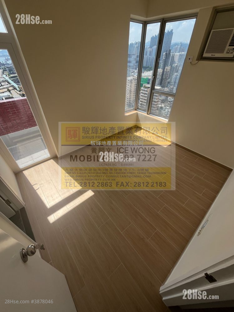 Liberty Mansion Rental 3 Bedrooms , 2 Bathrooms 694 ft² ( 64.5 m² )