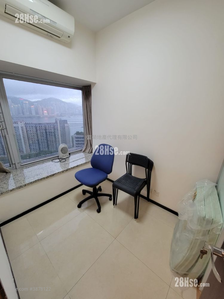 The Metropolis Residence Sell 2 Bedrooms , 1 Bathroom 464 ft² ( 43.1 m² )