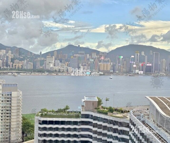 The Metropolis Residence Sell 2 Bedrooms 464 ft² ( 43.1 m² )