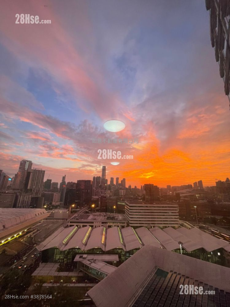 The Metropolis Residence Sell 2 Bedrooms , 1 Bathroom 464 ft² ( 43.1 m² )