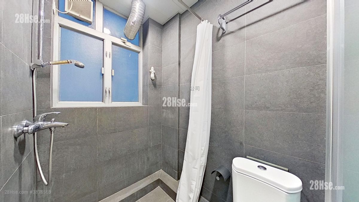 bathroom: Leigyinn Building Rental Studio , 1 Bathroom 200 ft² ( 18.6 m² )