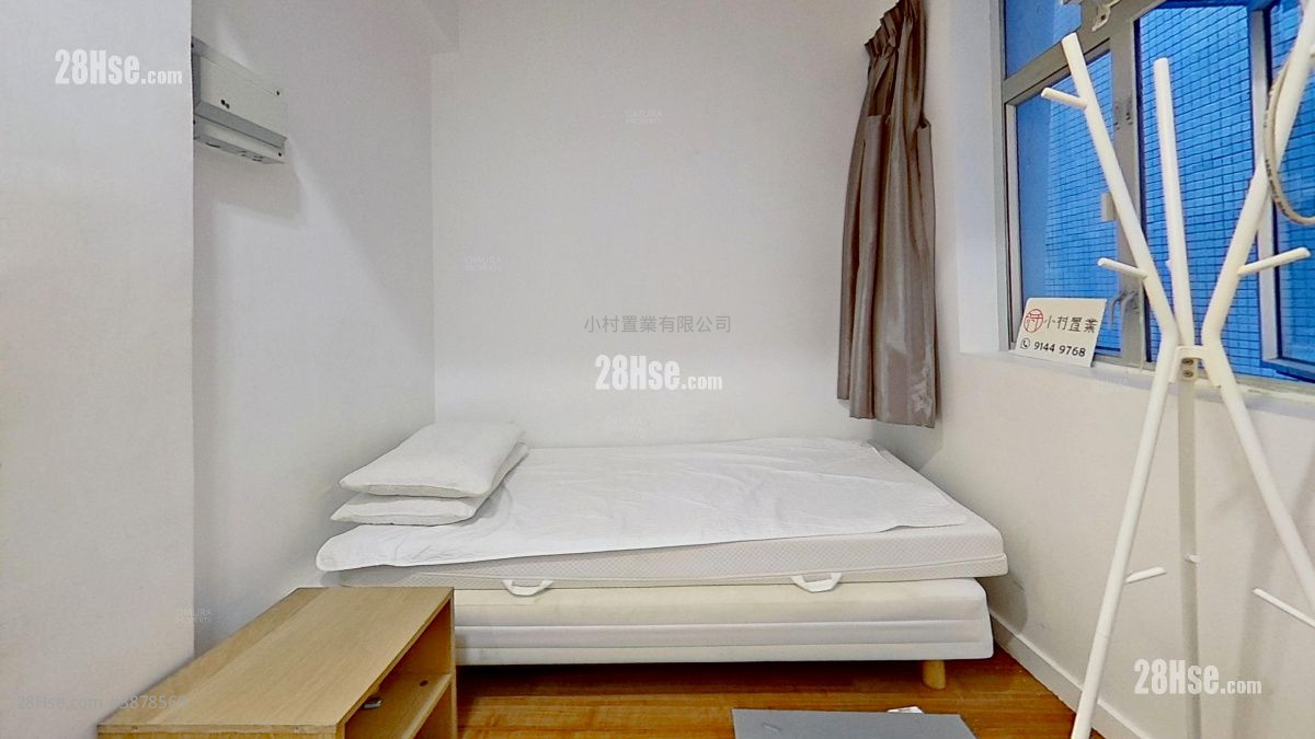 master room: Leigyinn Building Rental Studio , 1 Bathroom 200 ft² ( 18.6 m² )
