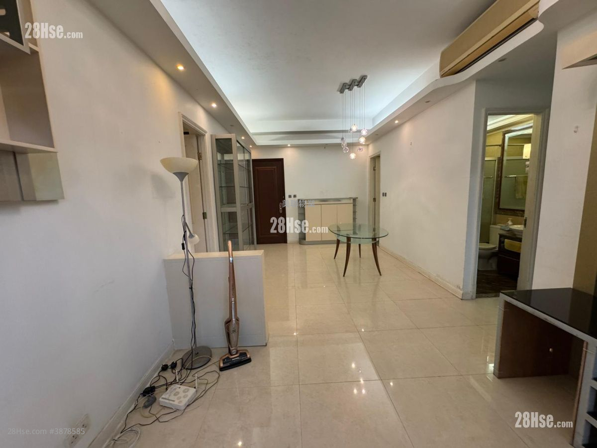 The Cairnhill Sell 3 Bedrooms 931 ft² ( 86.5 m² )