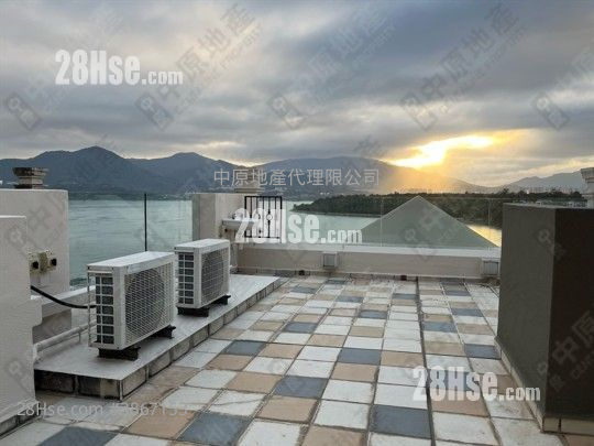 比华利山别墅 租盘 5+ 房 , 3 浴室 1,606 平方尺 ( 149.2 平方米 )