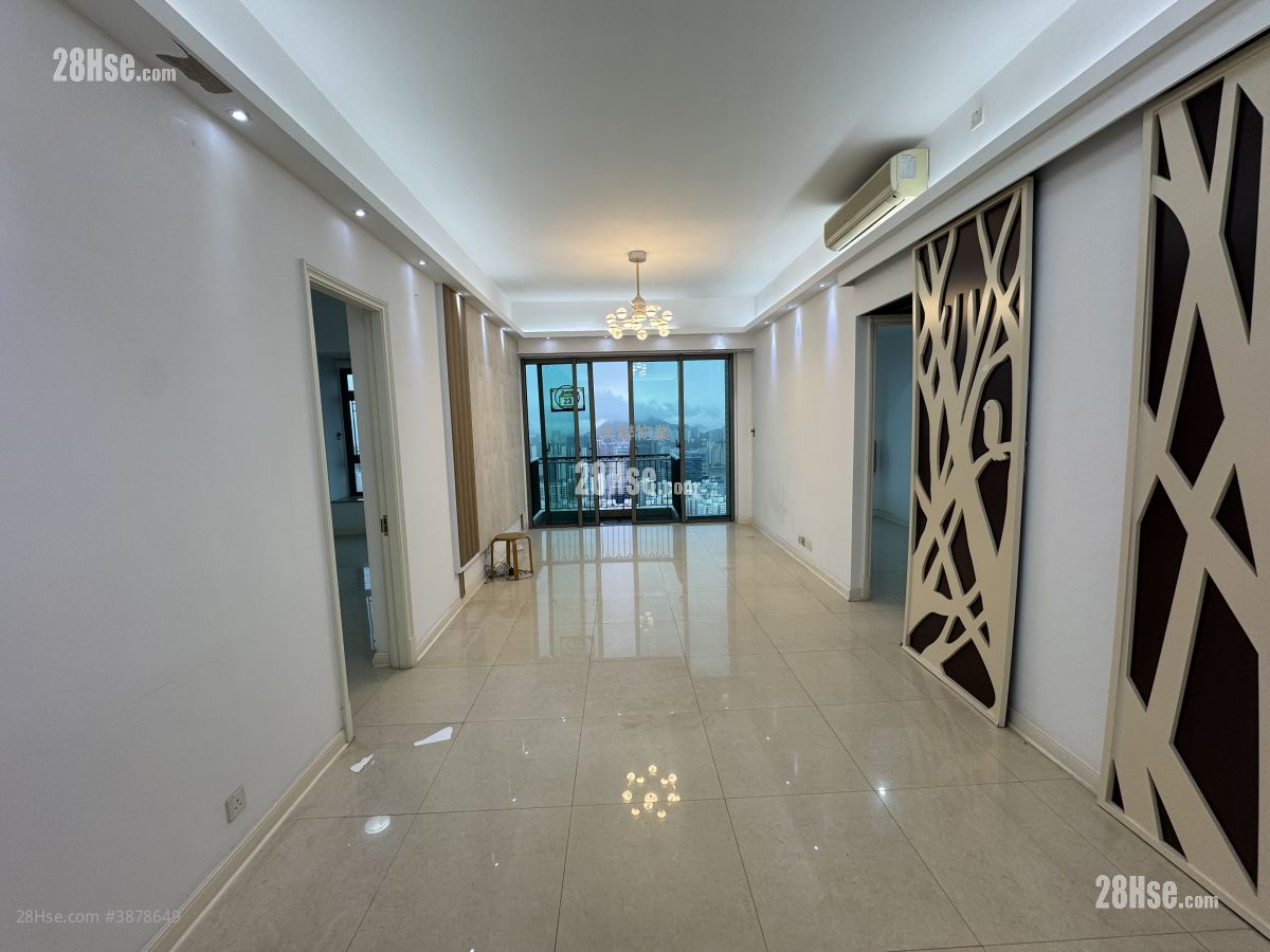 The Cairnhill Sell 3 Bedrooms 1,008 ft² ( 93.6 m² )