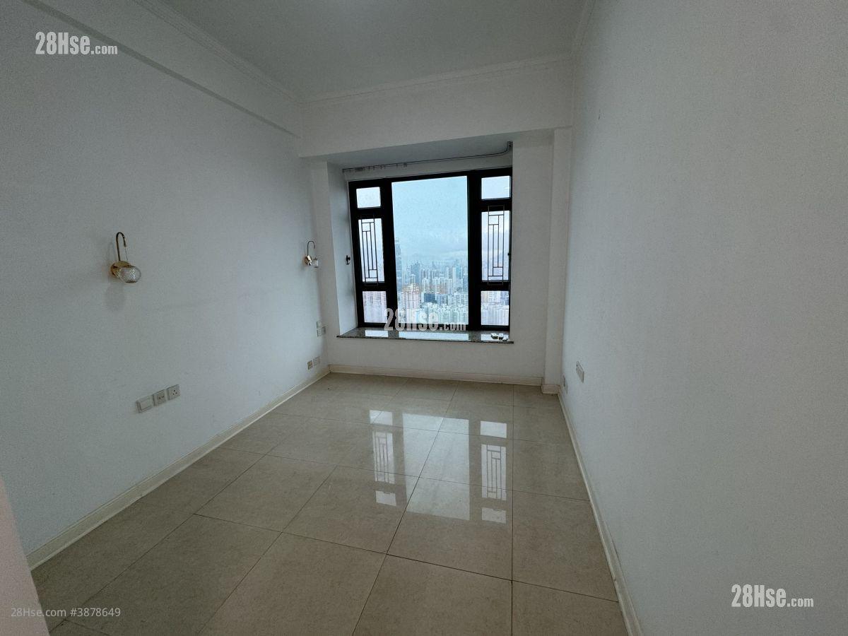 The Cairnhill Sell 3 Bedrooms 1,008 ft² ( 93.6 m² )
