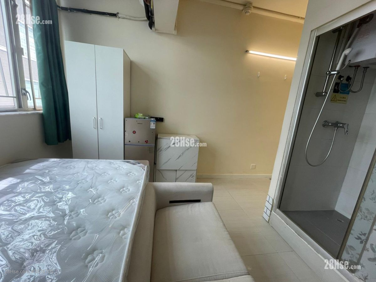 9-11A Lock Road Rental Studio , 1 Bathroom 180 ft² ( 16.7 m² )
