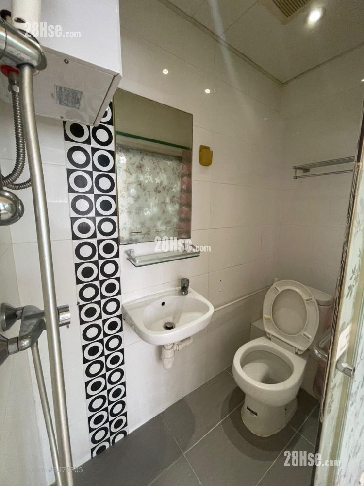9-11A Lock Road Rental Studio , 1 Bathroom 180 ft² ( 16.7 m² )