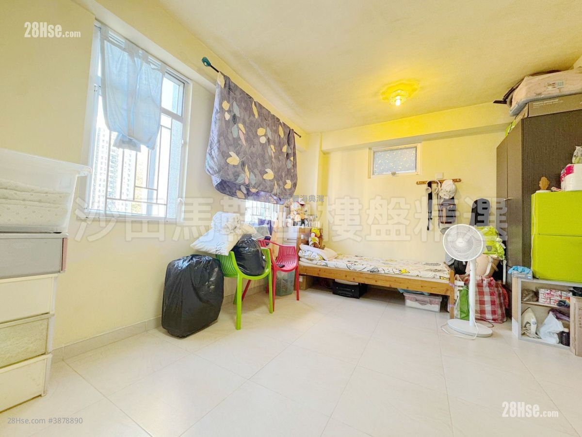 Chevalier Garden Sell 2 Bedrooms , 1 Bathroom 479 ft² ( 44.5 m² )