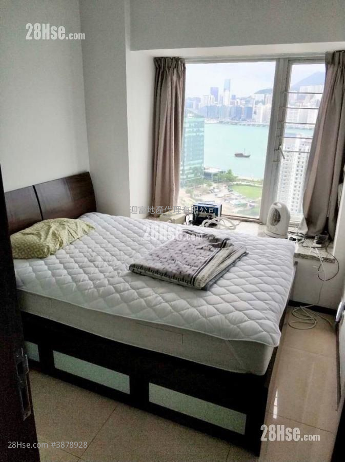 The Metropolis Residence Sell 2 Bedrooms , 1 Bathroom 464 ft² ( 43.1 m² )