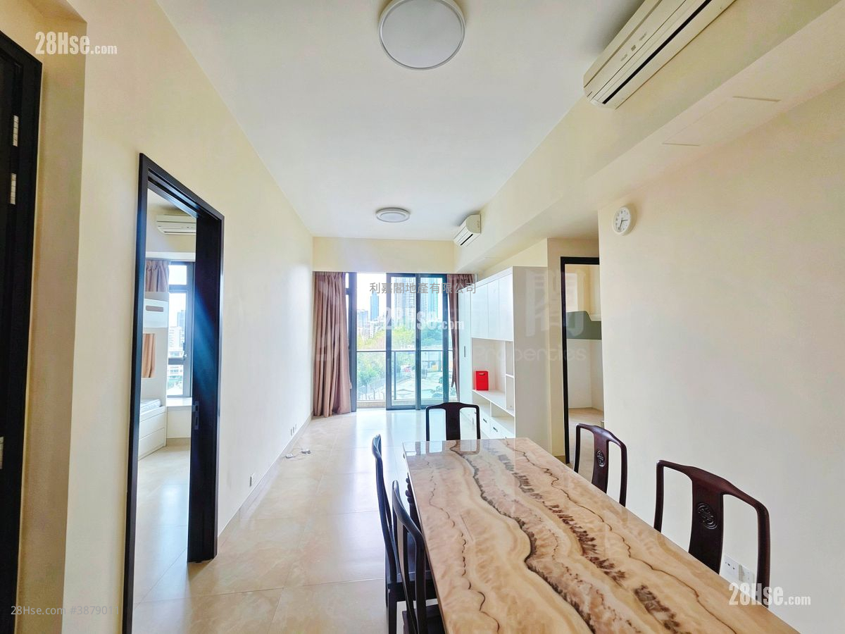 Ultima Sell 3 Bedrooms , 3 Bathrooms 1,046 ft² ( 97.2 m² )