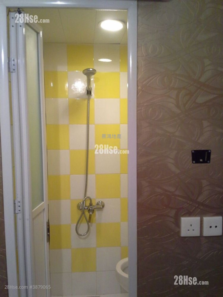 New Lucky House Sell 4 Bedrooms 605 ft² ( 56.2 m² )