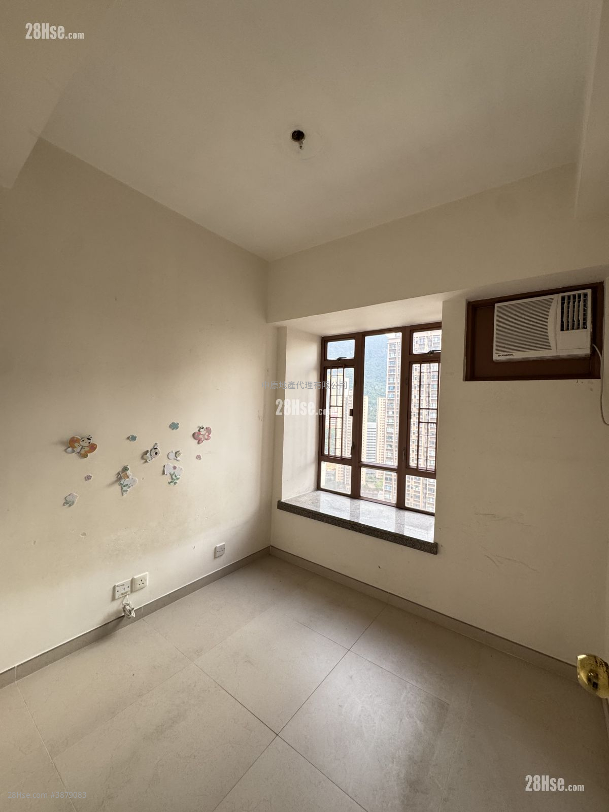 Sunshine City Sell 2 Bedrooms 465 ft² ( 43.2 m² )