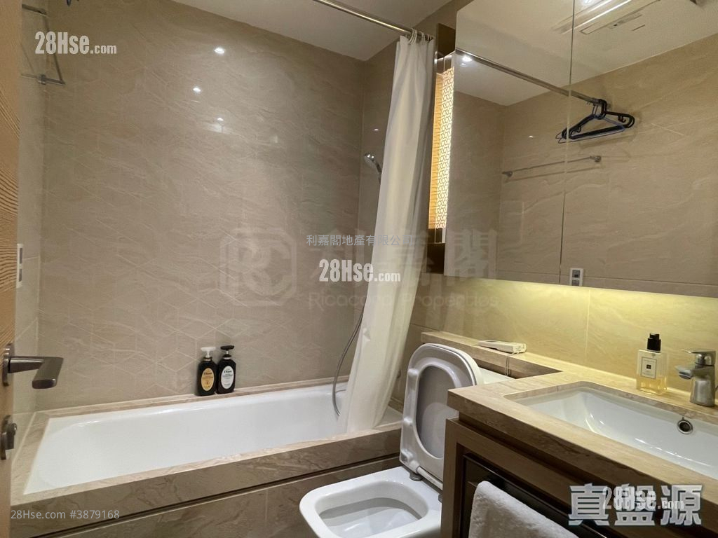 Victoria Skye Sell 2 Bedrooms 504 ft² ( 46.8 m² )