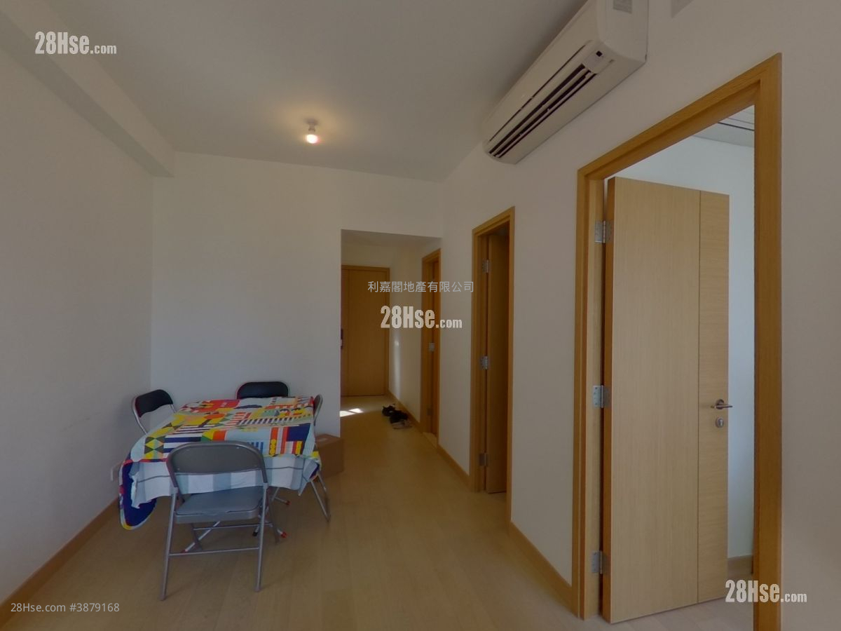 Victoria Skye Sell 2 Bedrooms 504 ft² ( 46.8 m² )